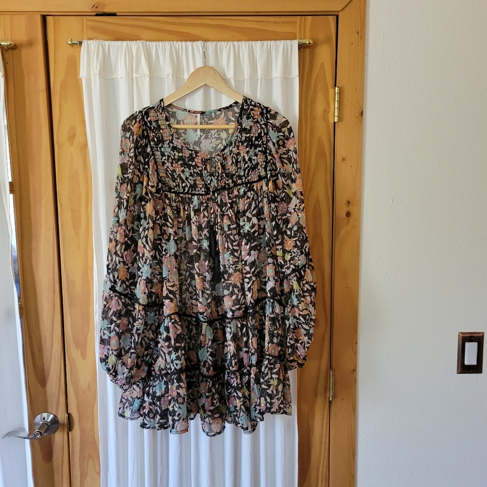 Free People flowy top/ short dress, size L